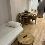 דירה Acogedor Frente A Plaza Del Cedro *