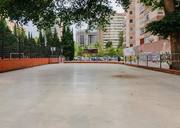 Lägenhet Acogedor Frente A Plaza Del Cedro Valencia